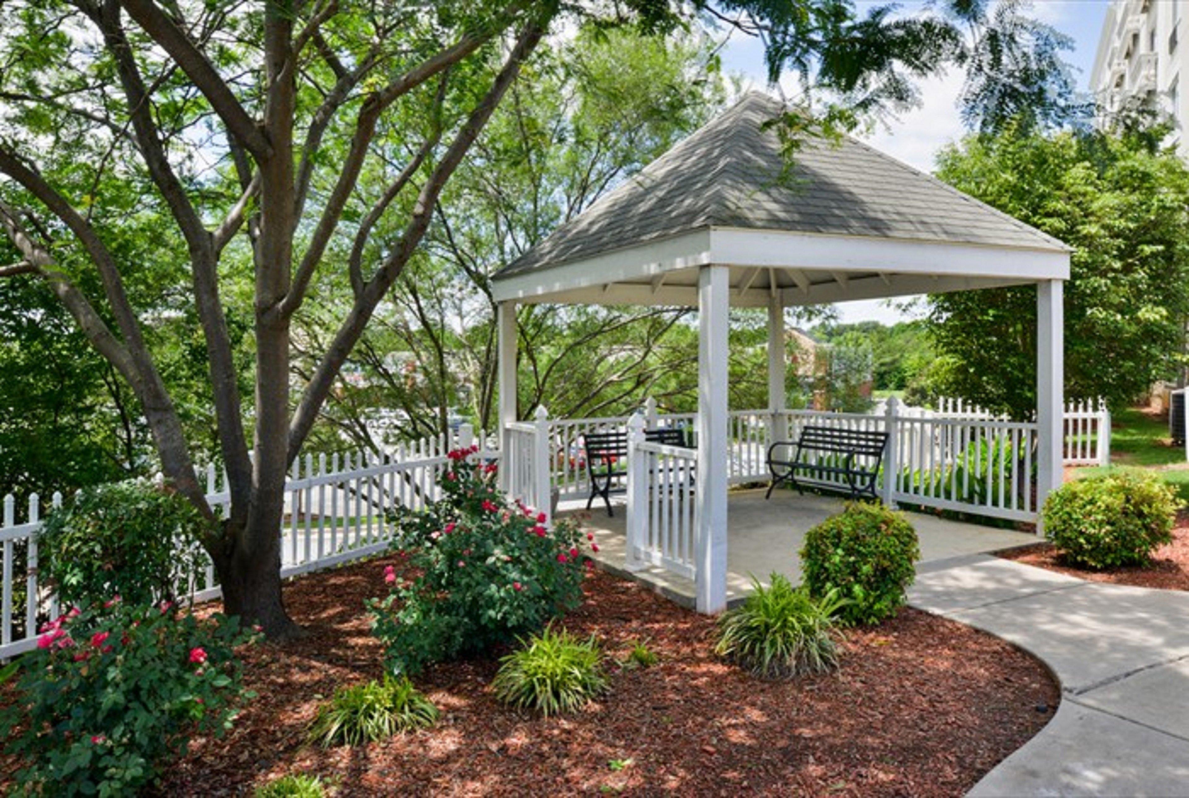 Holiday Inn Express Hotel & Suites Mooresville - Lake Norman By Ihg Ngoại thất bức ảnh