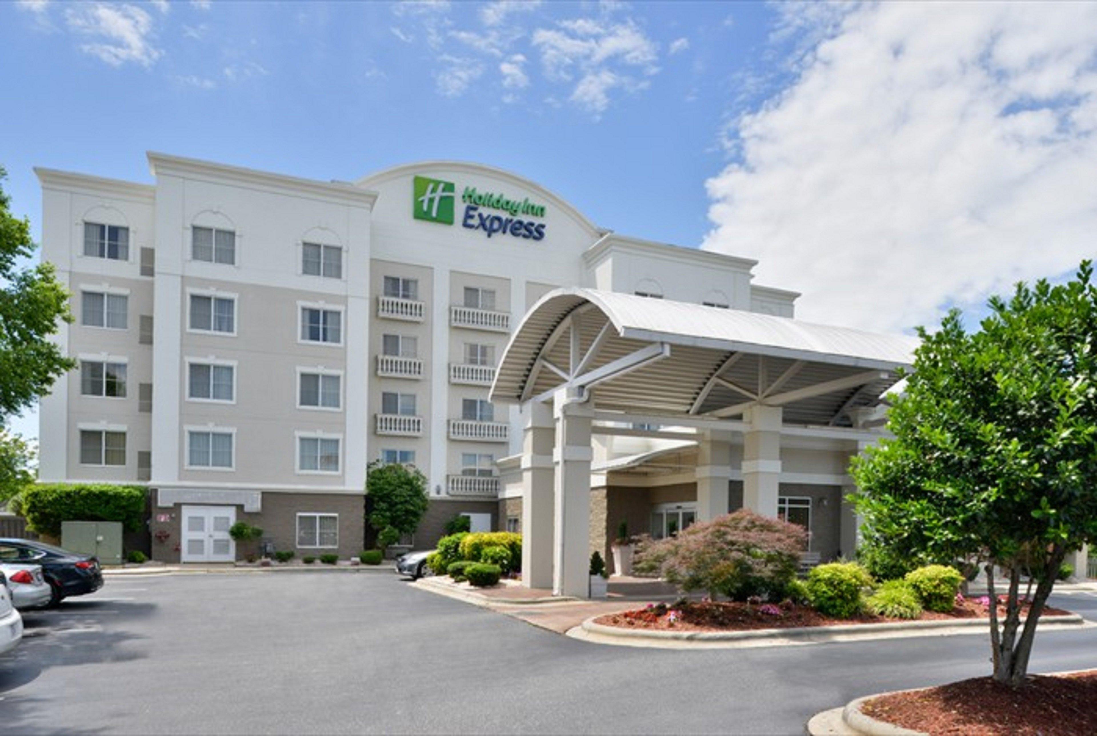 Holiday Inn Express Hotel & Suites Mooresville - Lake Norman By Ihg Ngoại thất bức ảnh
