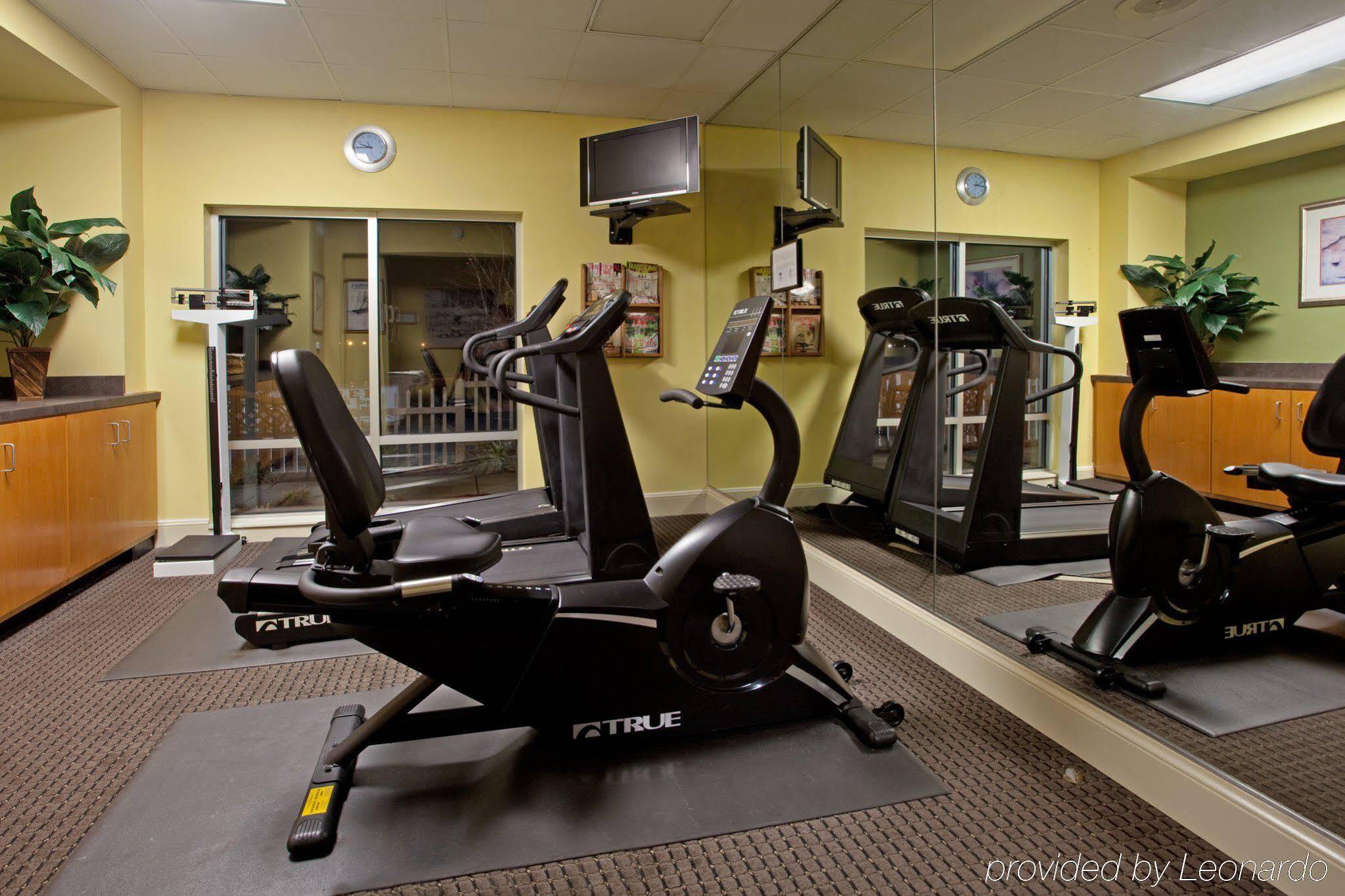 Holiday Inn Express Hotel & Suites Mooresville - Lake Norman By Ihg Ngoại thất bức ảnh
